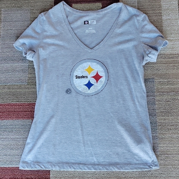 Nike Women's Gray Steelers V-Neck Tee - Picture 1 of 6